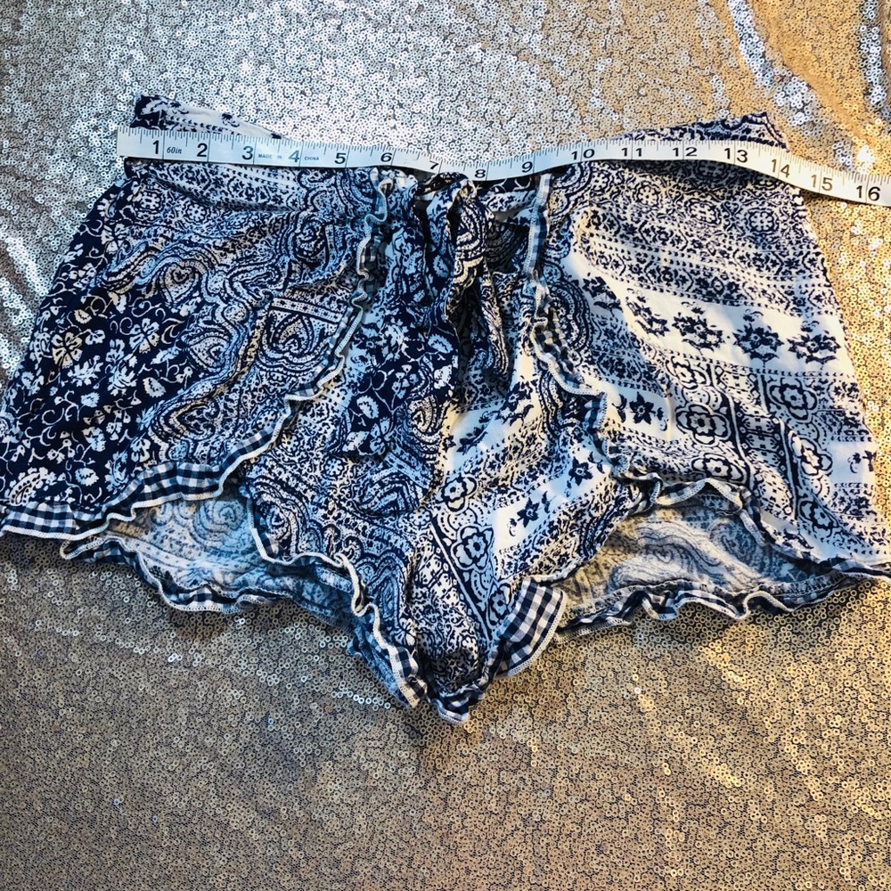 Altard State Women’s Navy Blue & White Shorts Size S - Picture 7 of 8